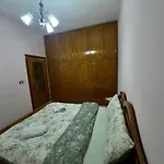 Koshi דירה *