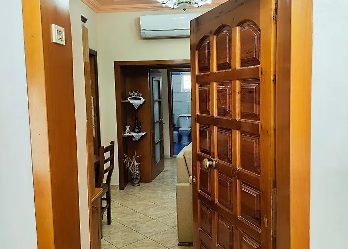 Koshi 公寓 Gjirokastër